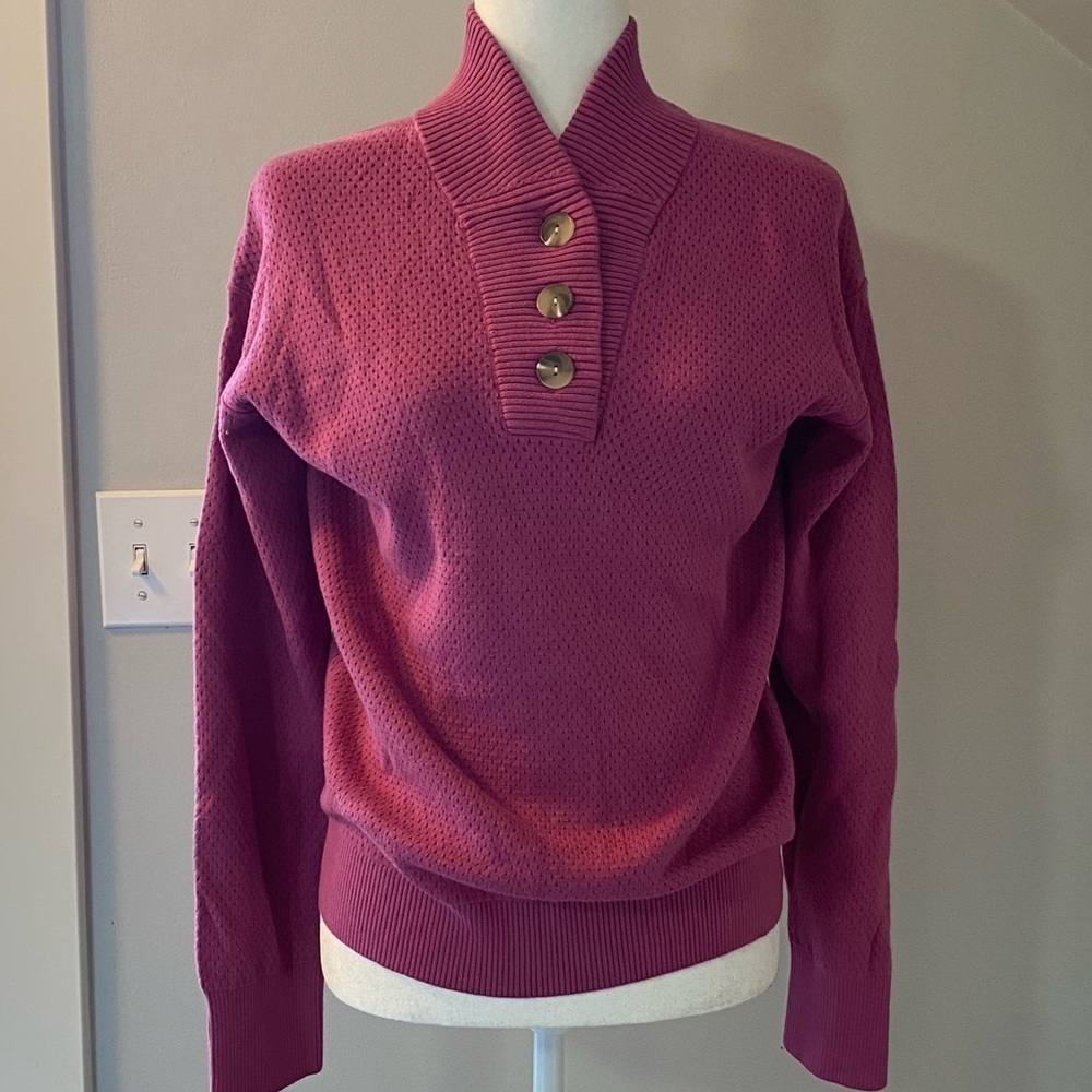 Tommy John Sweater Knit Henley in pink. Thick and cozy. Size medium. NWOT